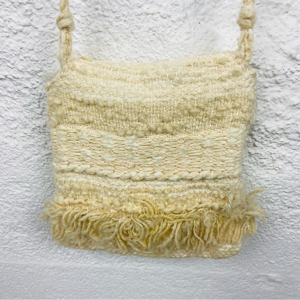 UNBRANDED cream mini fringe fabric crossbody knit boho golden button purse - Picture 10 of 14